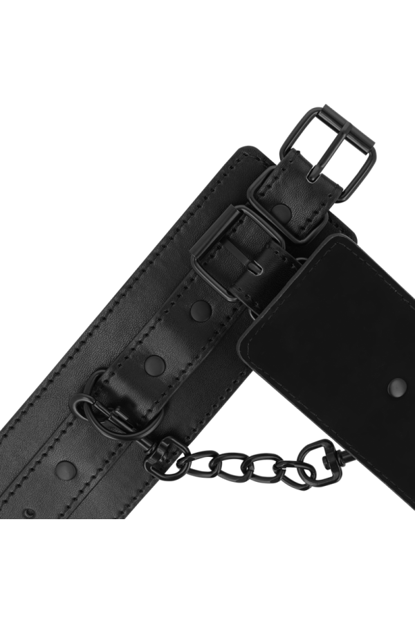 Fetish Handschellen aus Veganem Leder von Intense Fetish kaufen | Fesselliebe