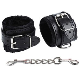Fetish Gefütterte Handfesseln von Ohmama Fetish | Fesselliebe.de