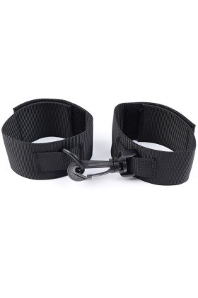 Handgelenkfesseln aus Nylon von Ohmama Fetish kaufen | Fesselliebe