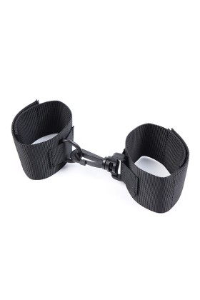 Handgelenkfesseln aus Nylon von Ohmama Fetish kaufen | Fesselliebe