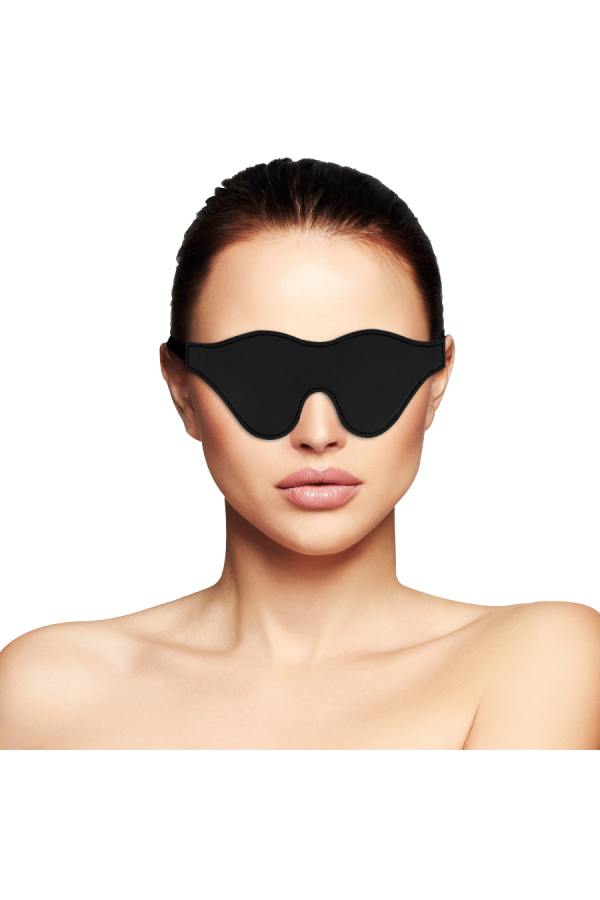 Schwarze Maske von Darkness Bondage kaufen | Fesselliebe
