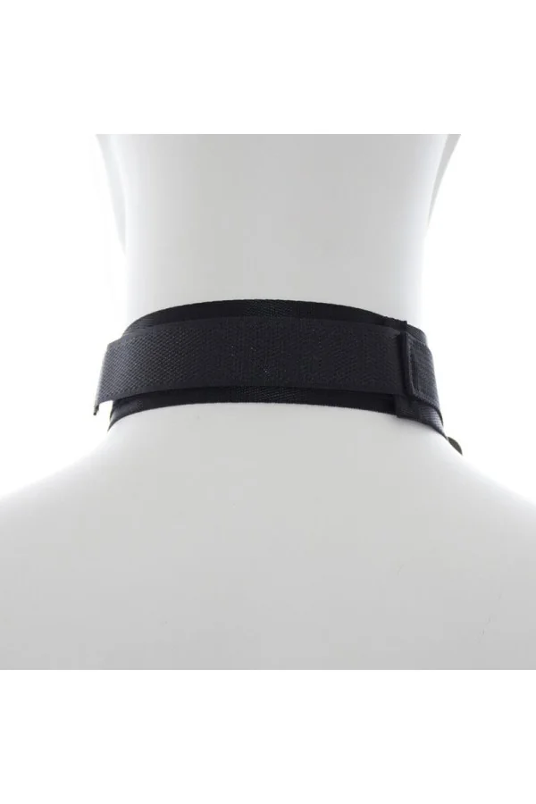 Fetish Nylon Halsband mit Handgelenkhalterung von Ohmama Fetish kaufen - Fesselliebe