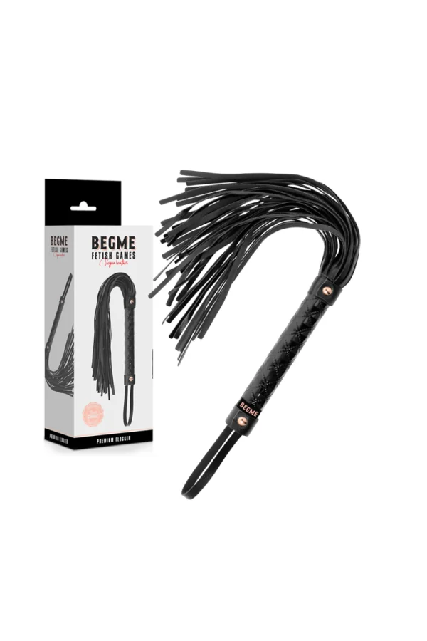 Begme Schwarz Edition Veganer Kunstleder Flogger von Begme Black Edition kaufen - Fesselliebe