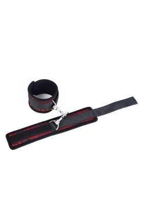 Scandal Handgelenk-Handschellen von Ohmama Fetish kaufen | Fesselliebe