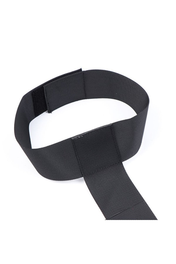 Handschellen und Nylonkragen von Ohmama Fetish kaufen | Fesselliebe