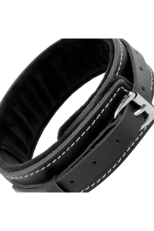 Schwarz Furry Halsband mit Leine von Darkness Bondage kaufen - Fesselliebe