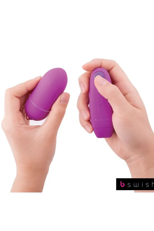 Bnaughty Unleashed Classic Vibrator Grape von B Swish kaufen - Fesselliebe