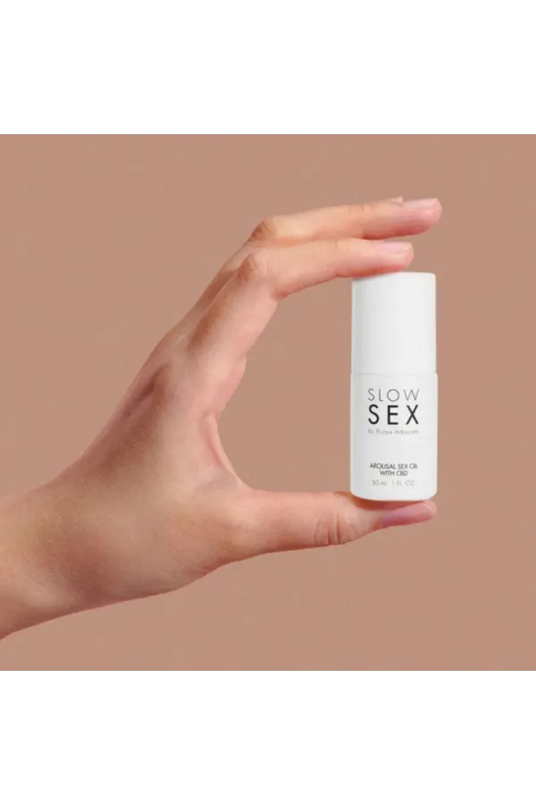 Slow Sex Sexuelles Massageöl mit Cbd 30 ml von Bijoux Slow Sex kaufen - Fesselliebe