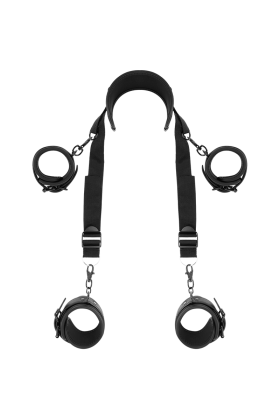 Meisterposition mit 4 Noprene-Gefüttert Handschellen von Fetish Submissive Bondage kaufen | Fesselliebe