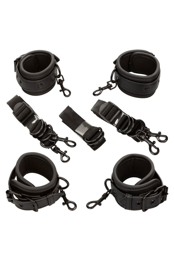 Nocturnal Bettfesseln Leder Verstellbar Schwarz von Calexotics kaufen | Fesselliebe