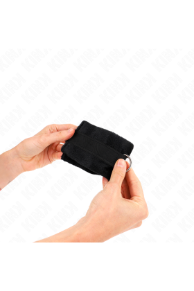 Beginner Pelzhandmanschetten Schwarz 30 X 7 cm von Kink Wrist Restraint kaufen | Fesselliebe