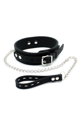 Halsband mit Leine von Latex Play kaufen | Fesselliebe