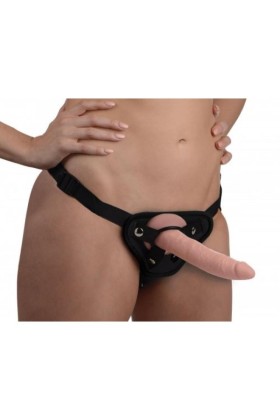 Realistischer Dildo mit Gurtzeug - 19,5 cm.