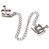 Metallschraubenklemmen mit Kette von Ohmama Fetish | Fesselliebe.de