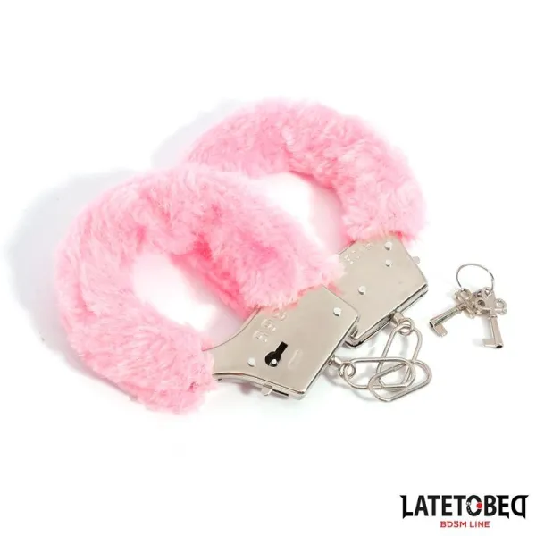 FELLBESETZTE METALLFESSEL ROSA VON LATETOBED BDSM LINE