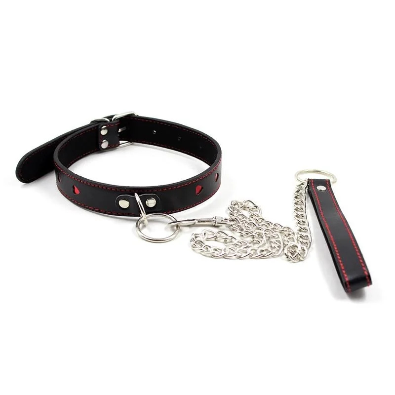 Halsband mit Metallleine Schwarz/Rot von Latetobed Bdsm Line kaufen | Fesselliebe 2