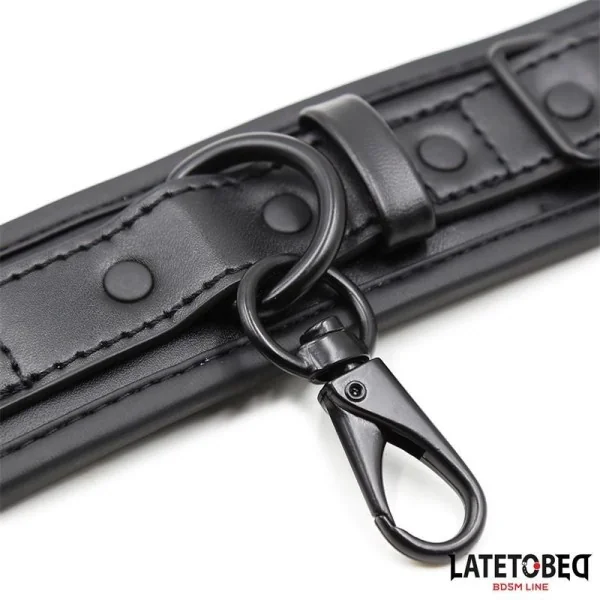 HANDSCHELLEN VERSTELLBAR NEOPREN SCHWARZ VON LATETOBED BDSM LINE