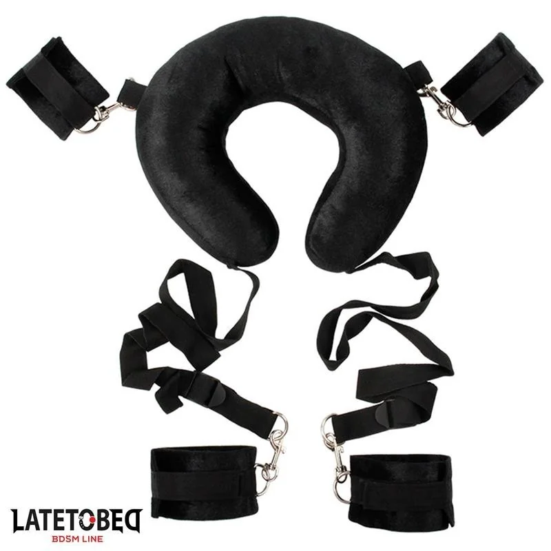 KISSEN-FESSEL-SET MIT HANDSCHELLEN VON LATETOBED BDSM LINE