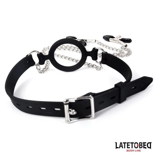 MUNDKNEBEL MIT NIPPELKLEMMEN VON LATETOBED BDSM LINE
