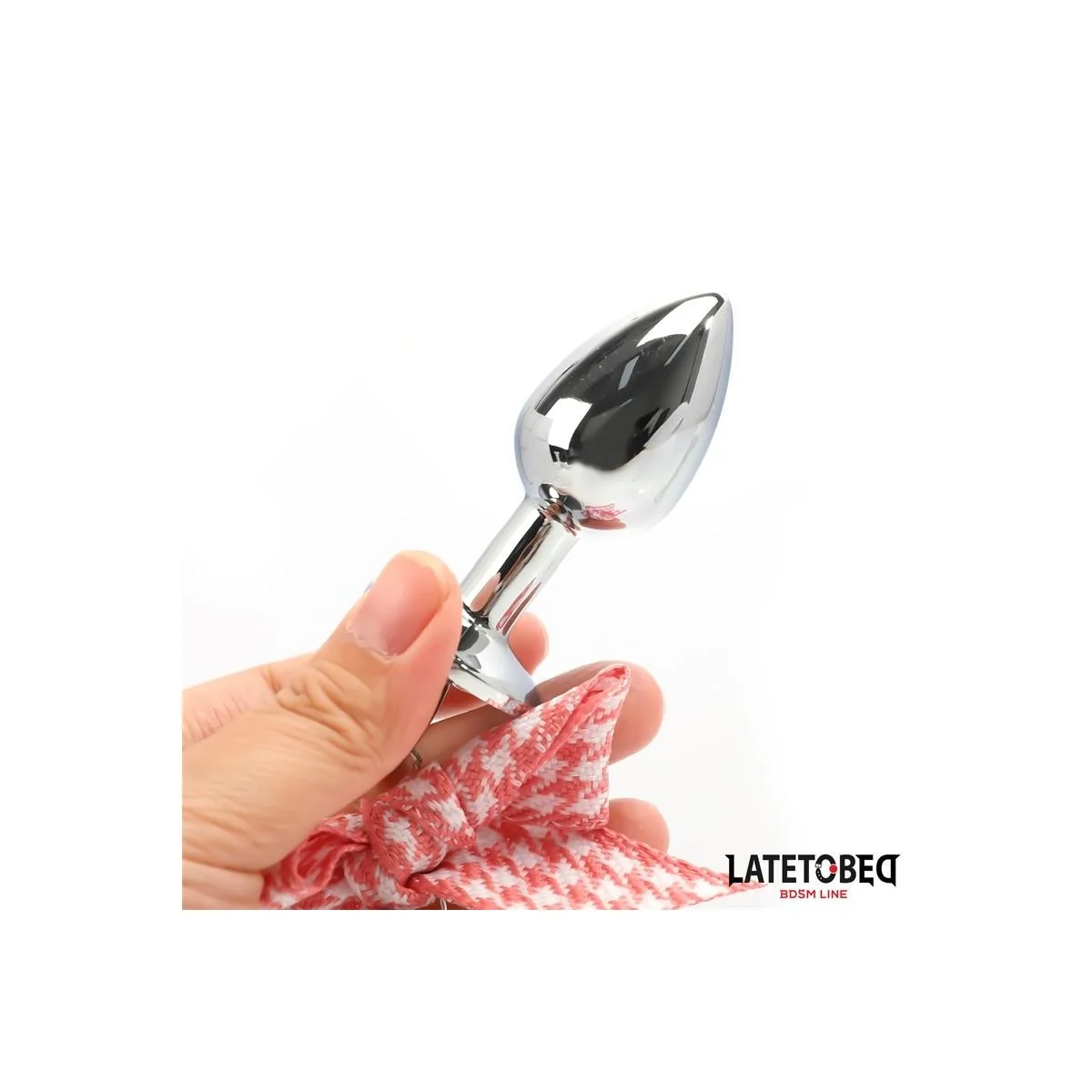 ANALPLUG MIT JUWEL UND POMPON VON LATETOBED BDSM LINE