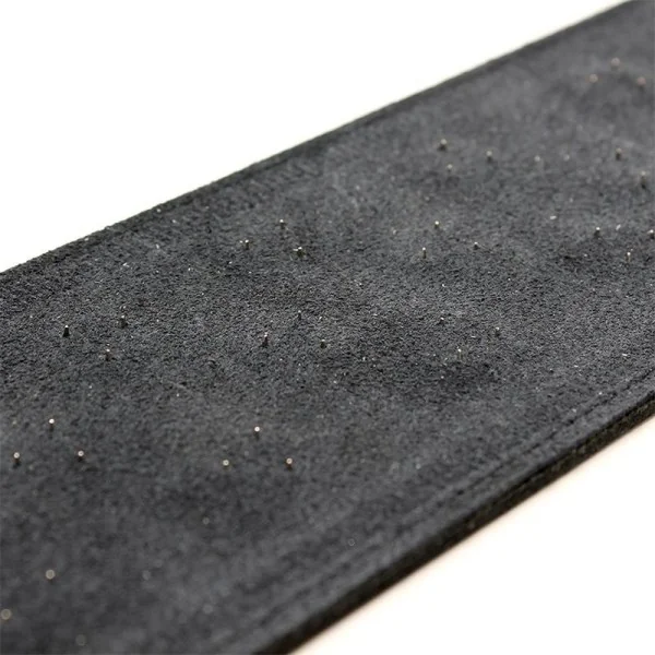 Rimba Pala 40 cm mit Spikes von Bondage Play kaufen | Fesselliebe