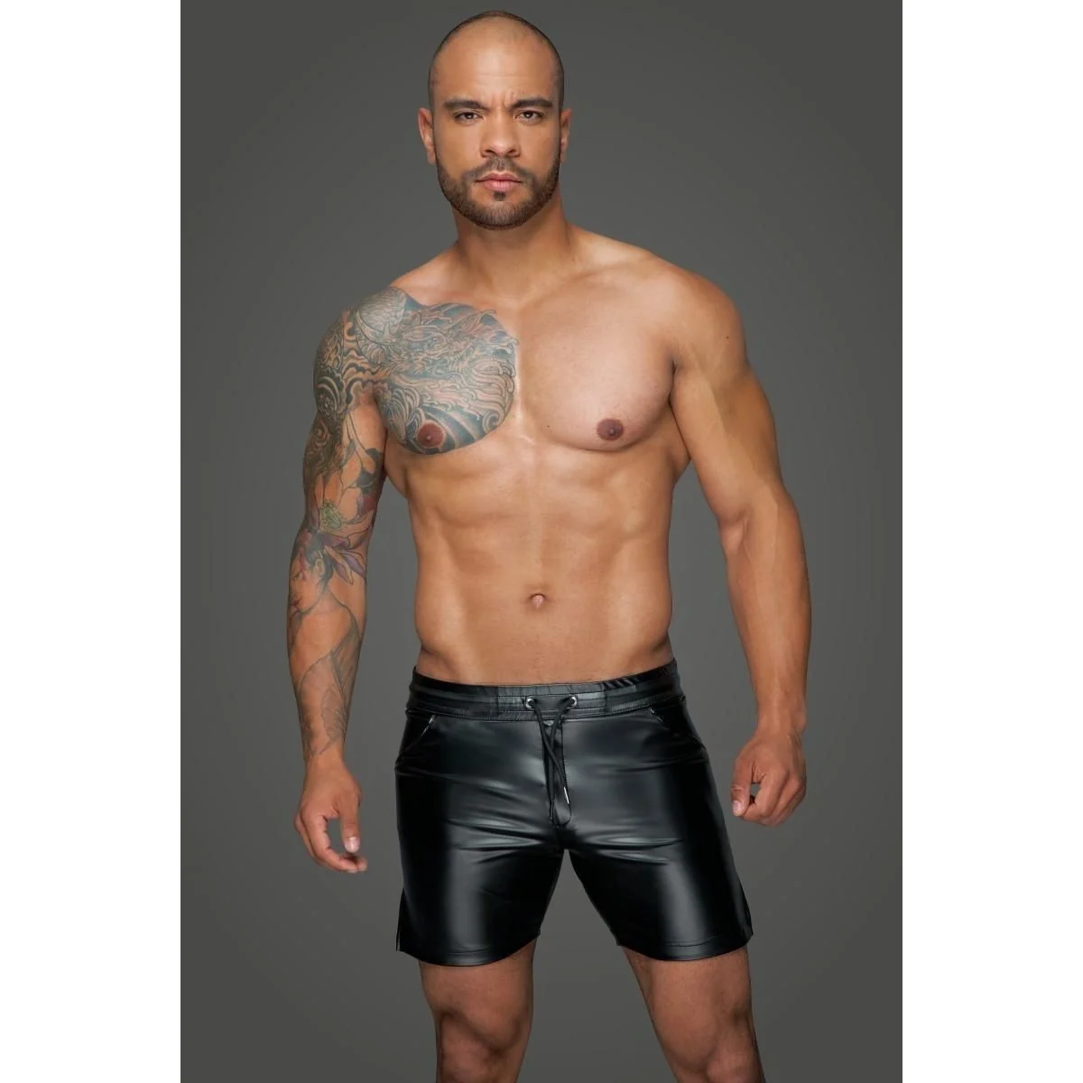 Powerwetlook Shorts H061 von Noir Handmade Missbehaved Collection kaufen | Fesselliebe