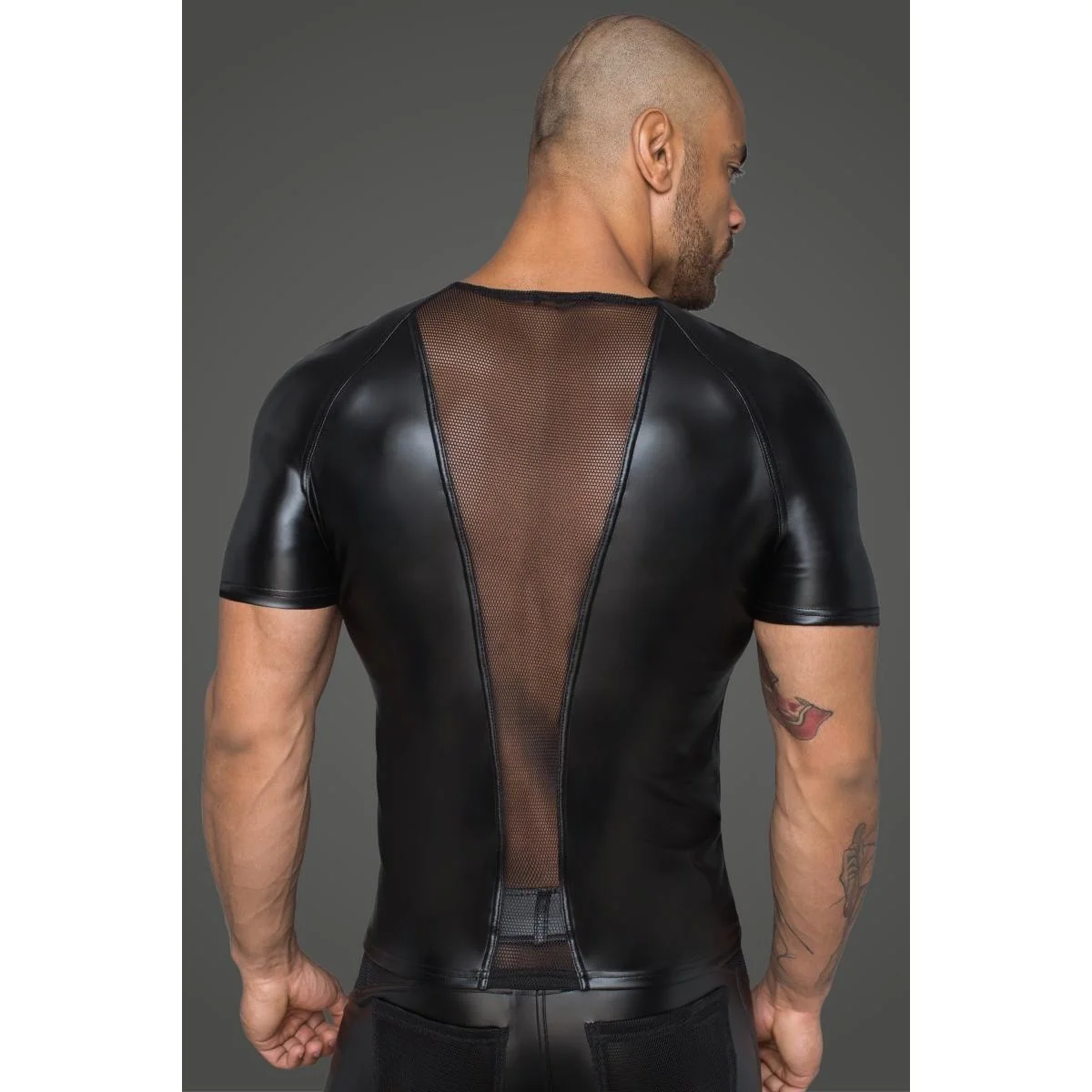 Herren T-Shirt aus Powerwetlook mit 3d Netzeinsätzen H056 von Noir Handmade Rebellious Collection kaufen | Fesselliebe