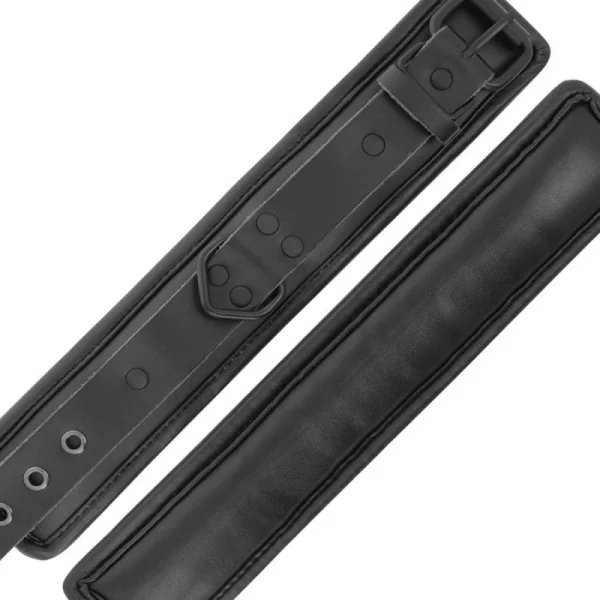 Verstellbare Handschellen aus Schwarzem Leder von Darkness Bondage kaufen | Fesselliebe