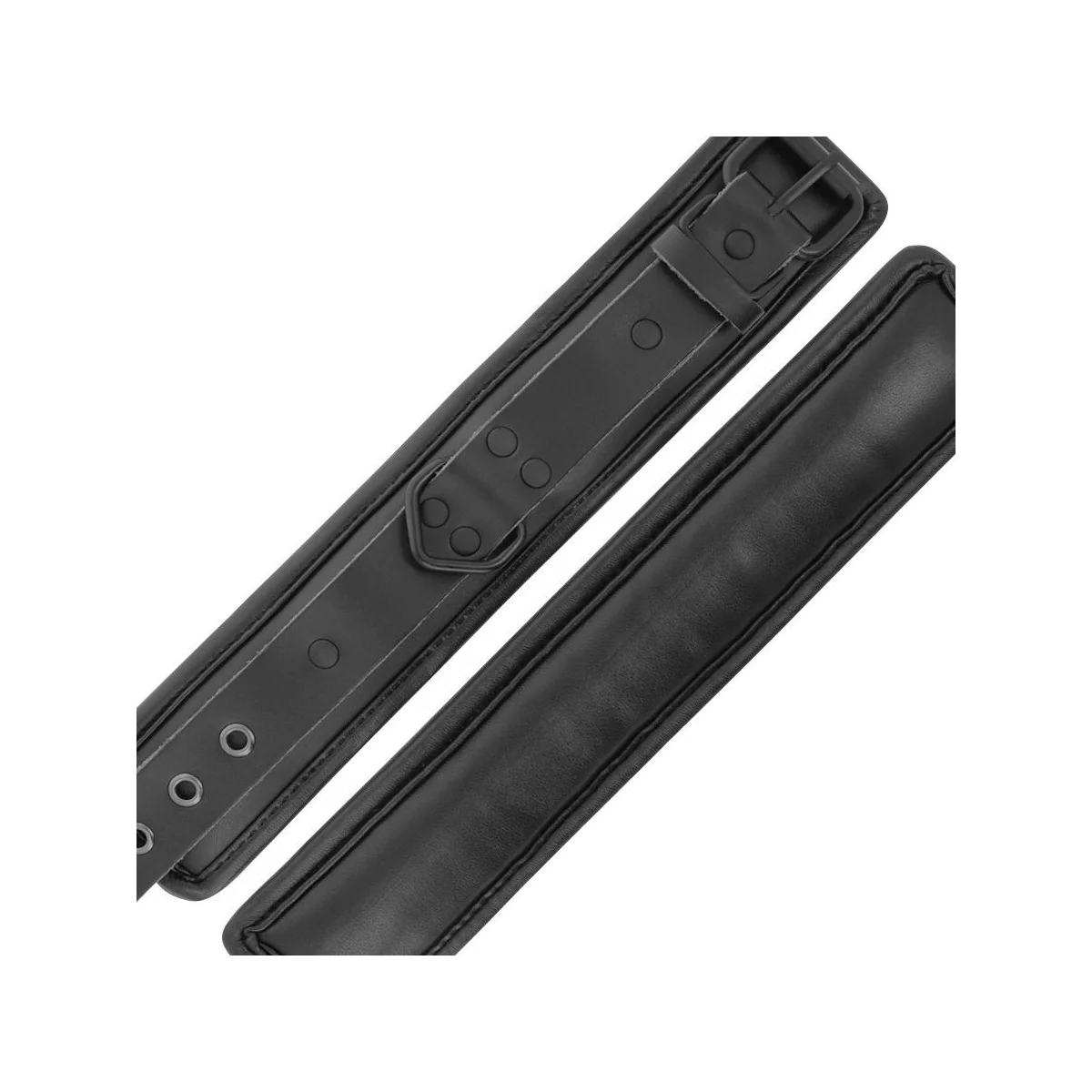 Handschellen und Kragen aus Schwarzem Leder von Darkness kaufen | Fesselliebe