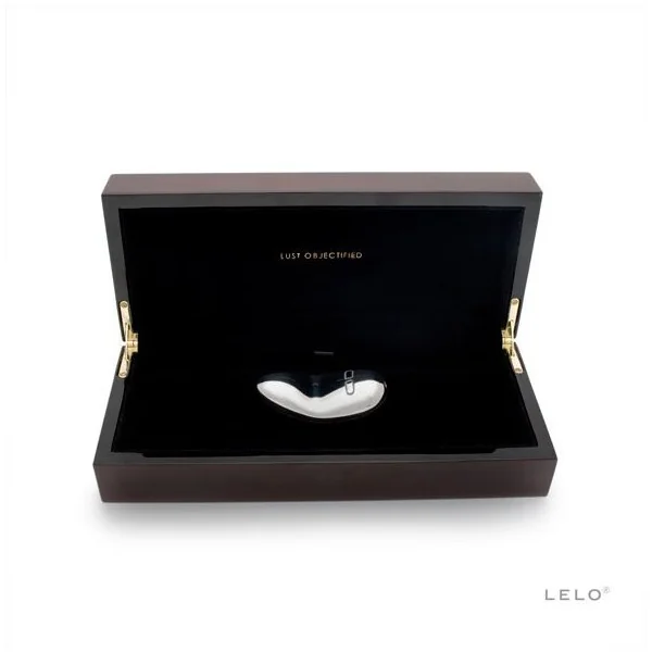 Yva Edelstahlvibrator von Lelo kaufen | Fesselliebe