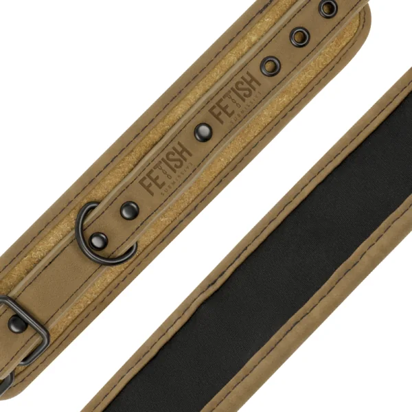 Vegane Lederhandschellen mit Neoprenfutter von Fetish Submissive Origin kaufen | Fesselliebe