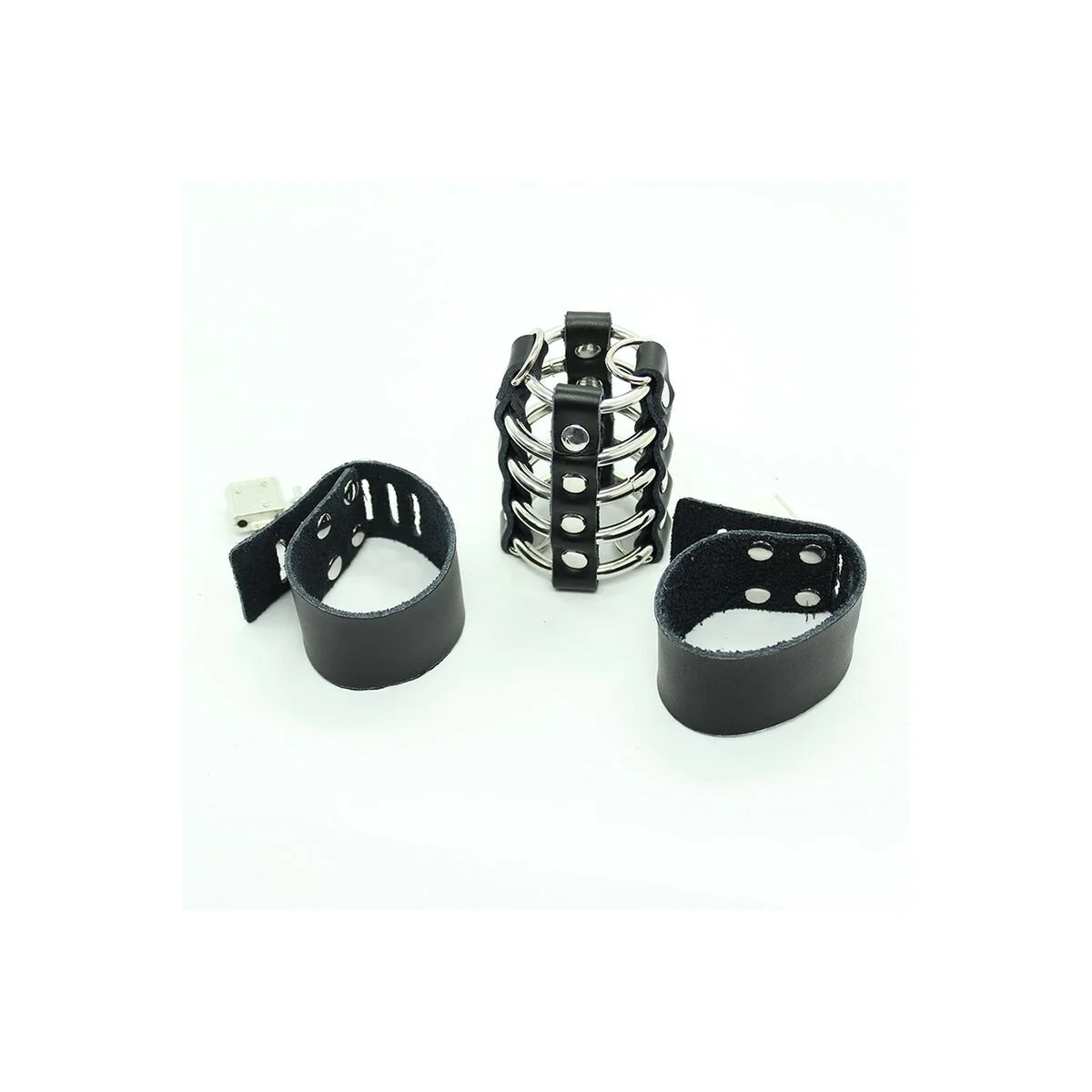 Peniskfig mit Metallringen und Lederriemen von Ohmama Fetish kaufen | Fesselliebe