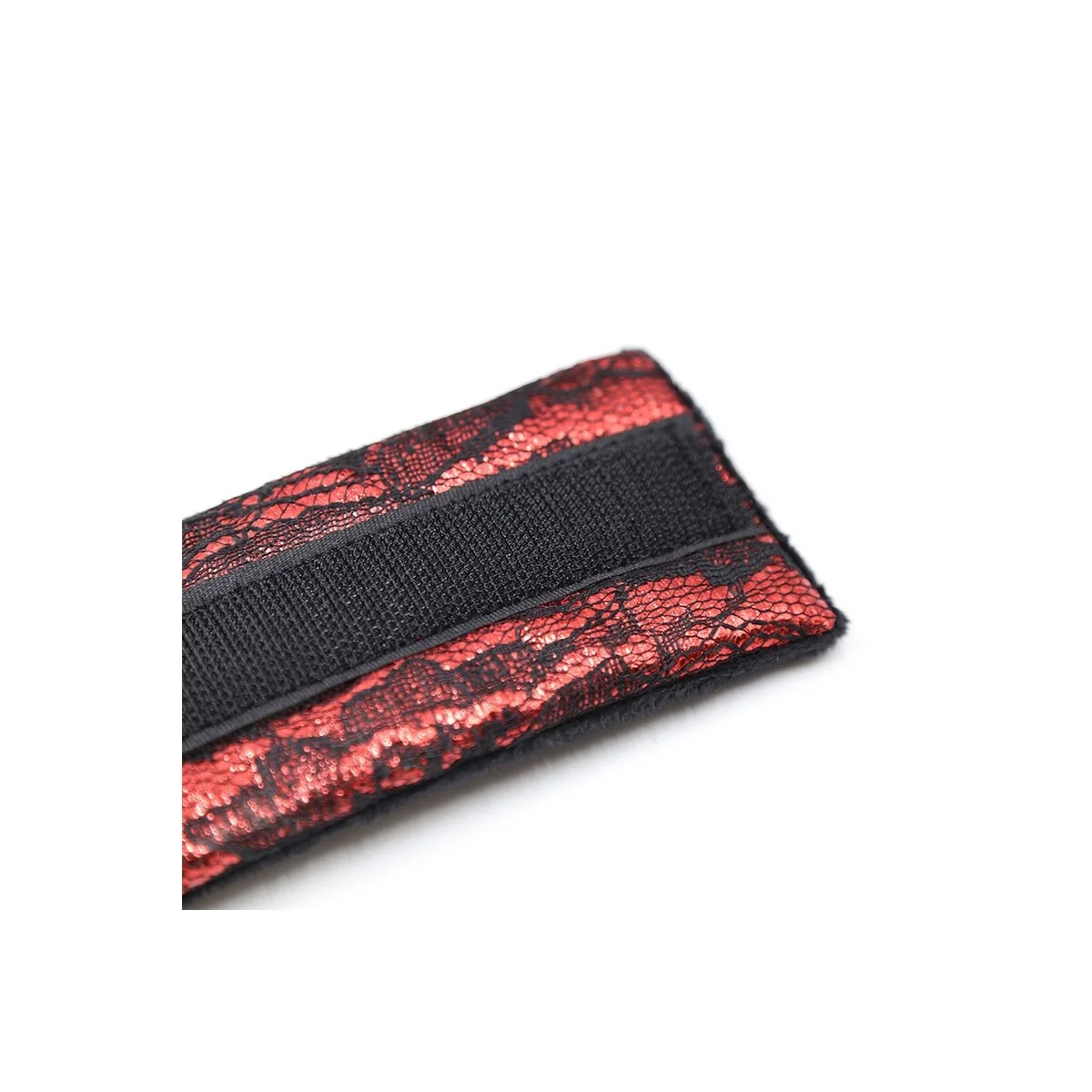 Handschellen aus Samt mit Nylonband von Ohmama Fetish kaufen | Fesselliebe