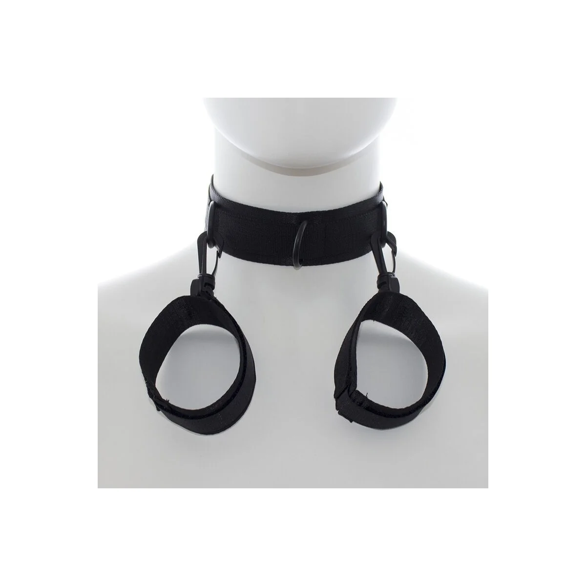 Handschellen und Kragen aus Nylon von Ohmama Fetish kaufen | Fesselliebe