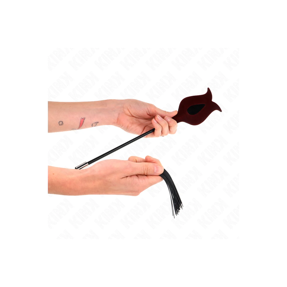 Rosenform Quastenpeitsche aus Silikon 45 cm von Kink Impact & Touch kaufen | Fesselliebe
