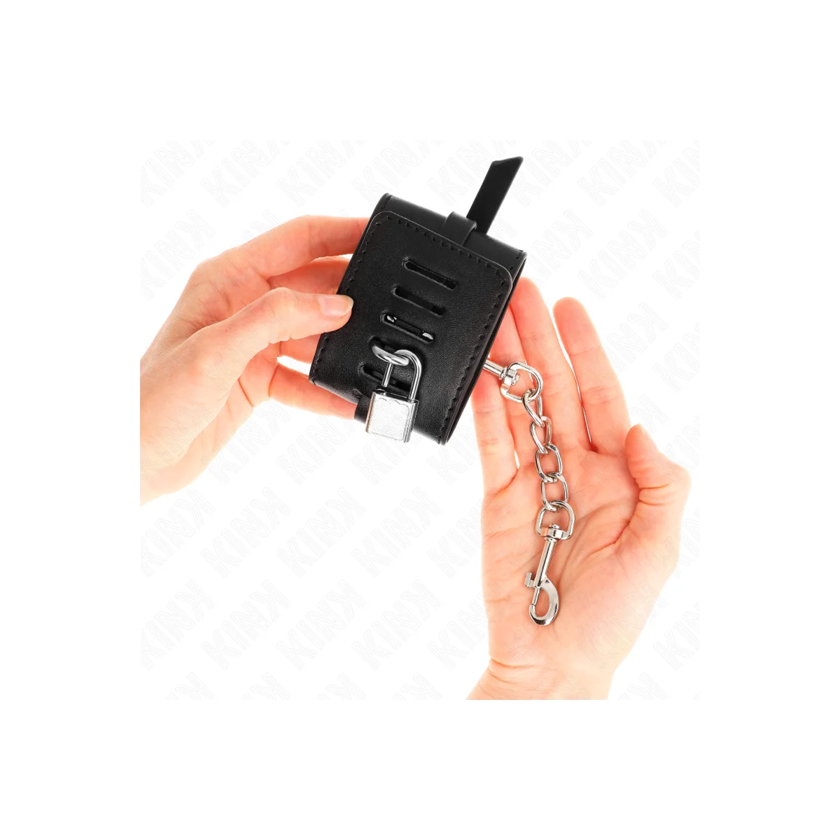 Deluxe Handgelenkfesseln mit Verriegelung, Schwarz, Verstellbar 14,5-21 cm X 6 cm von Kink Wrist Restraint kaufen | Fesselliebe