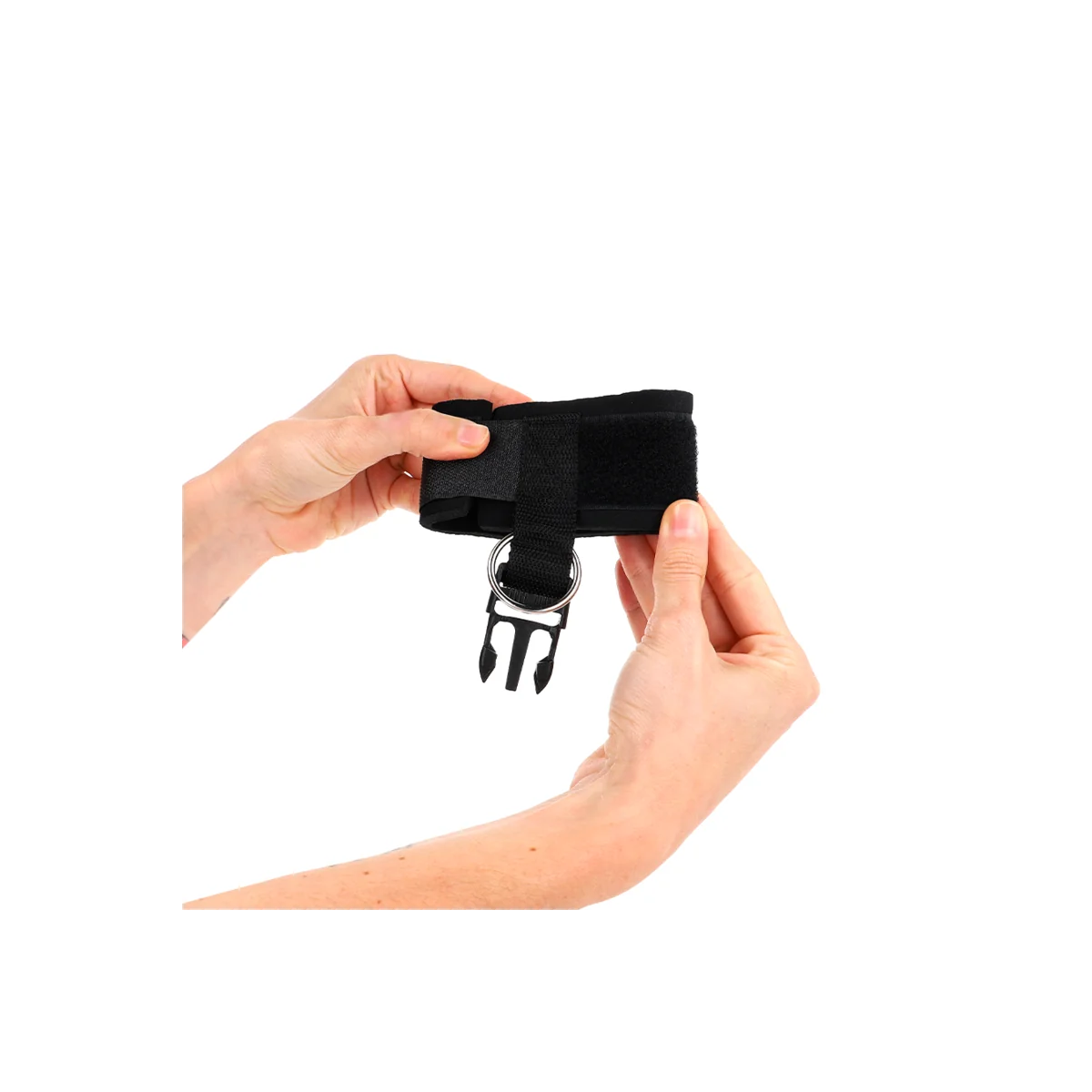 Neopren Handgelenkfesseln mit Klettverschluss Schwarz Verstellbar 22-34 cm von Kink Wrist Restraint kaufen | Fesselliebe