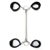 Spreizstange mit Abnehmbaren 4 Manschetten Schwarz von Bondage Play | Fesselliebe.de