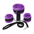 Handschellen Zum Halsband mit Leine, Verstellbar und Abnehmbar, Lila von Bondage Play