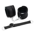Fussfesseln mit Verstellbarem Spreizgurt von Bondage Play