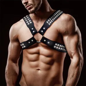 Adonis Brust-Bondage-Harness für Männer aus Veganem Leder von Intoyou BDSM Line