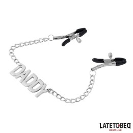 Nippelklemmen mit „DADDY Word”-Anhänger von Latetobed BDSM Line | Fesselliebe.de