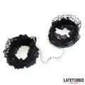 Elastische Handfesseln aus Spitze Schwarz von Latetobed BDSM Line