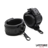 Handschellen Verstellbar Neopren Schwarz von Latetobed BDSM Line | Fesselliebe.de