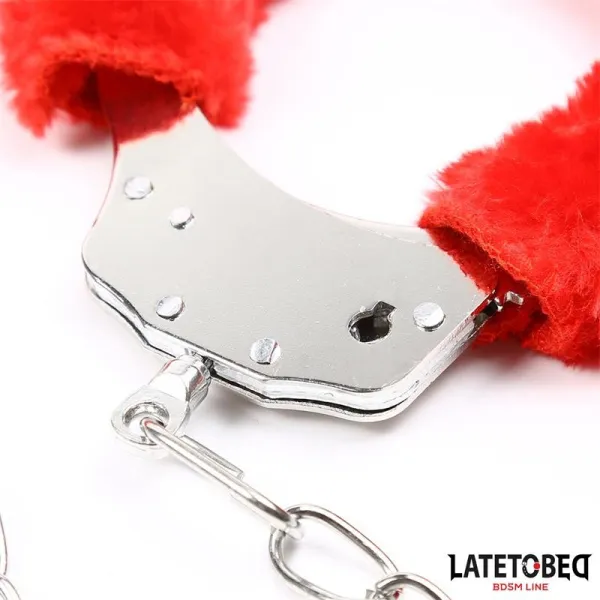 Fell-Fussfesseln Rot von Latetobed BDSM Line | Fesselliebe.de