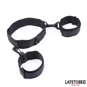 Halsband mit Handfesseln, Nylon von Latetobed BDSM Line