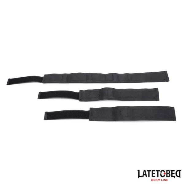 Halsband mit Handfesseln, Nylon von Latetobed BDSM Line | Fesselliebe.de