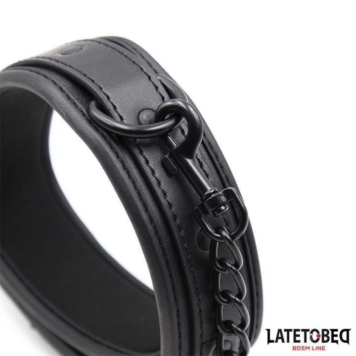 Neopren-Bondage-Halsband und Leine von Latetobed BDSM Line | Fesselliebe.de