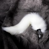 Metall-Analplug mit Fuchsschwanz Velvet Touch 40 cm Weiss von Latetobed BDSM Line | Fesselliebe.de