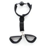Knebelball mit Handschellen, Schwarz von Latetobed BDSM Line | Fesselliebe.de